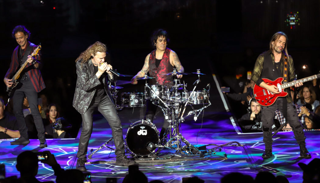 Maná Sells Out First Forum Shows, Adds Two New Dates: Exclusive
