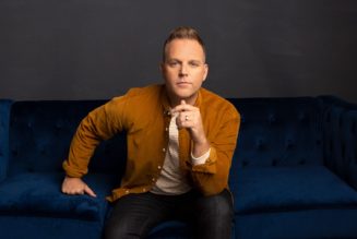 Matthew West’s ‘What If’ Tops Christian Airplay Chart: ‘Hope Can Be Found Even When Hope Is Hard to See’