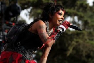 Rico Nasty Jumps Into Crowd After Getting A Bottle Thrown At Her