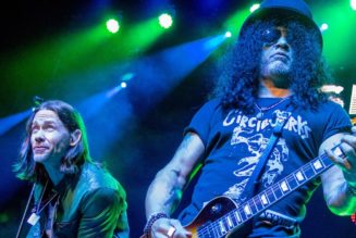 Slash, Myles Kennedy, and Two Conspirators All Contracted COVID-19 While Recording New Album