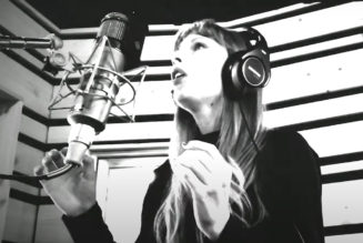 Taylor Swift Shares “All Too Well (Sad Girl Autumn Version)”: Stream