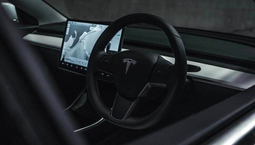 Tesla To Deliver EVs Without USB Ports in Lieu of Chip Shortages