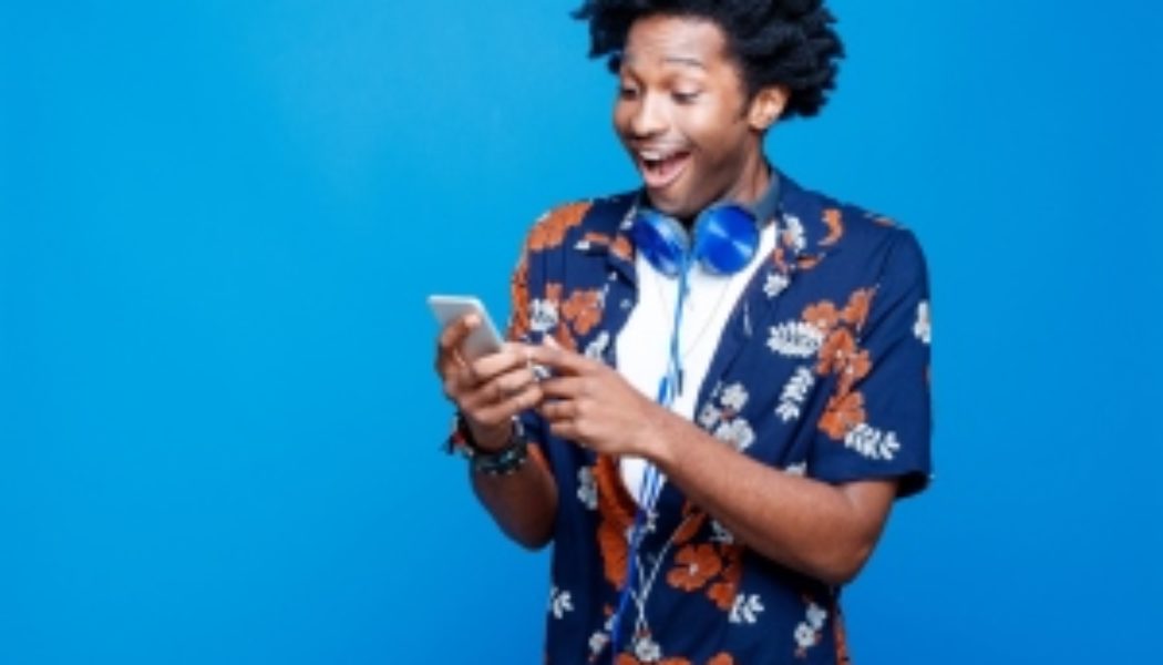 Texas Gov. Greg Abbott Posts Goofy Tweet About South Africans Crossing U.S. Border, Twitter Spots The Stupidity