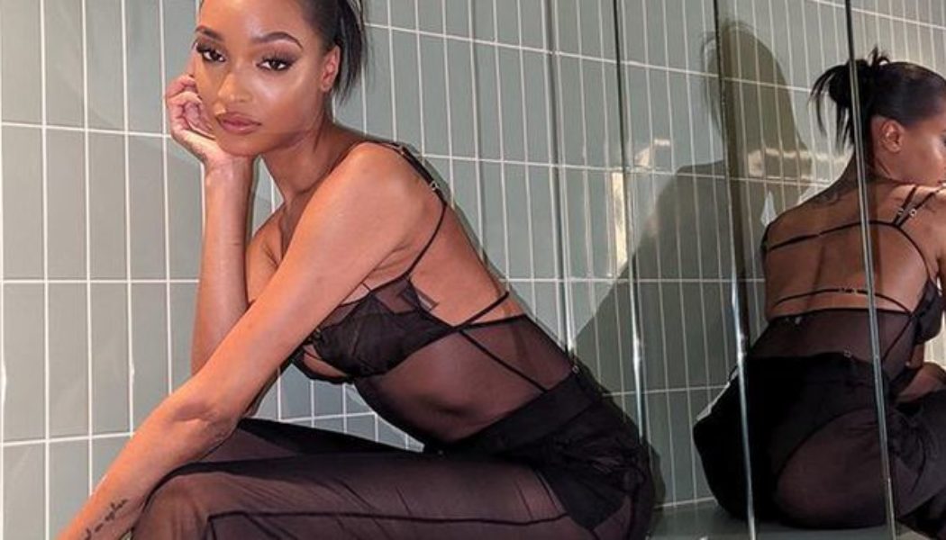 These “Naked” Dresses Are Going to Be Like Gold Dust in 2022