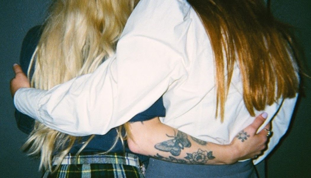 Wet Leg Announce Self-Titled Debut Album, Share Two New Songs: Stream