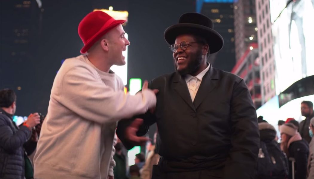 8 Great Hanukkah Songs for 2021