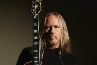 ALICE IN CHAINS’ JERRY CANTRELL Is ‘Chafing At The Bit’ To Play Shows Again