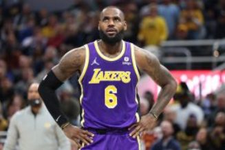 Alt Right Twitter Losers Gets #LeCOVID Trending After LeBron James Enters Protocols