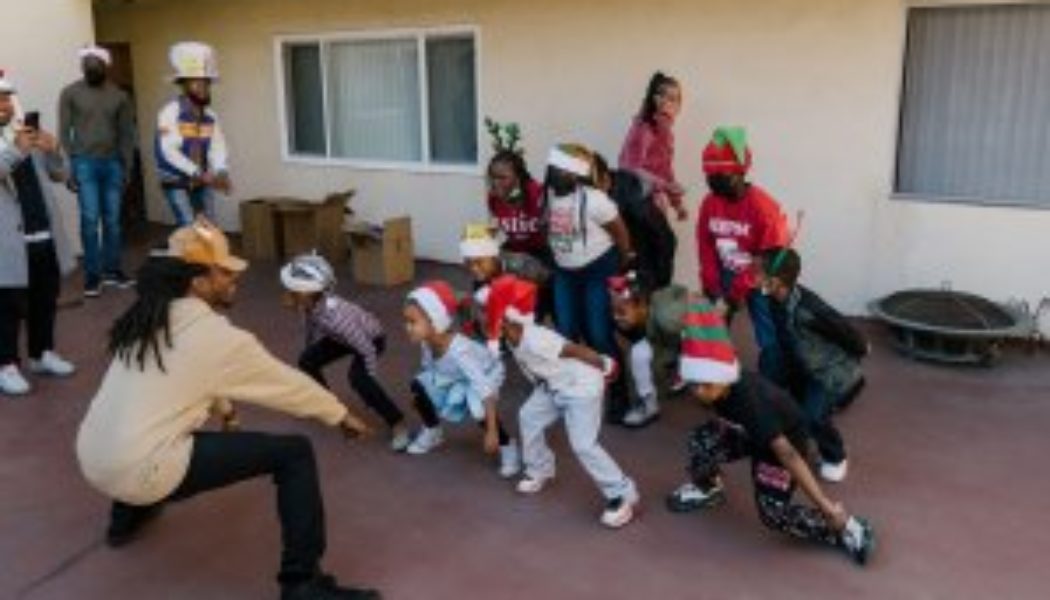 D Smoke Provides Gifts & Caroling to L.A. Foster Youth Ahead of War & Wonders Tour: ‘It Was Magical’