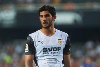 Football Betting Tips- Valencia vs Elche preview & prediction- Get the best odds at BetUK