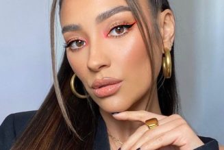 Forget LED Masks—This Skin Tool Is Set to Be 2022’s Most Wanted Beauty Product