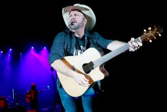 Garth Brooks Will Return to Las Vegas for Two Shows in 2022: Details