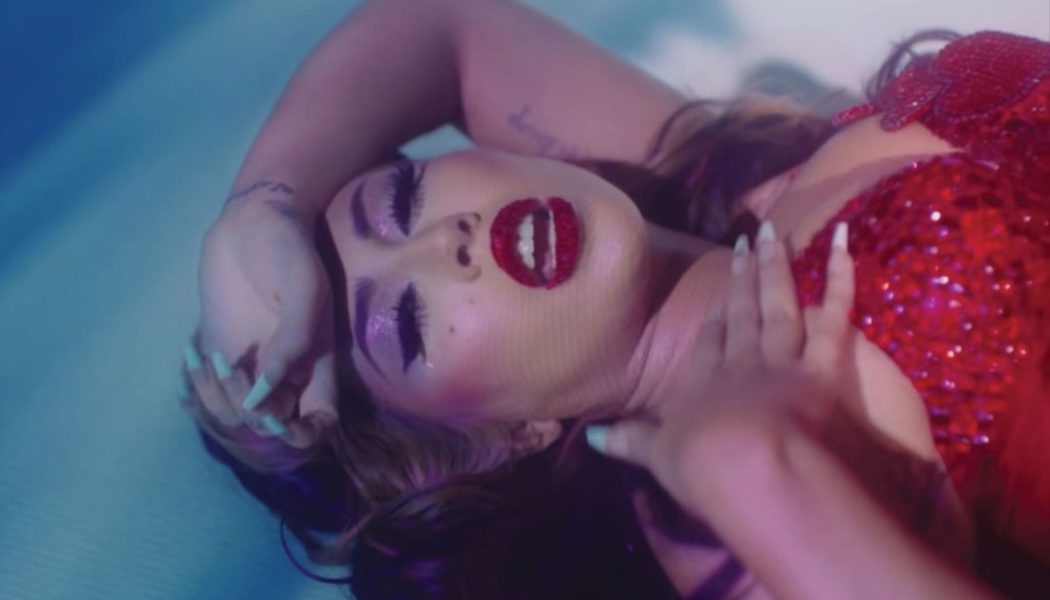 How the Pandemic and TikTok Fueled the Success of Kali Uchis’ Bilingual Hit ‘Telepatia’