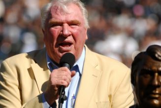John Madden, Legendary Sportcaster and NFL Hall of Fame Coach, Dies at 85