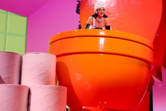 Katy Perry’s Bonkers Las Vegas Residency Includes a Giant Toilet and Lactating Beer: Pics & Video