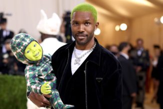 Listen to Frank Ocean’s New “blonded Xmas” Radio Show