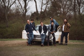Old Crow Medicine Show Unveil New Video For Paint This Town