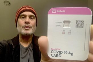 STONE TEMPLE PILOTS’ ROBERT DELEO Tests Positive For COVID-19: ‘It’s The Crud’