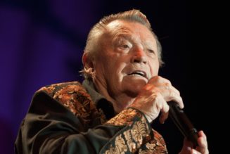 Stonewall Jackson, Longtime Grand Ole Opry Member, Dies at 89