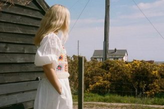 This Is Why Nostalgia Is Set to Be One Of 2022’s Biggest Beauty Trends