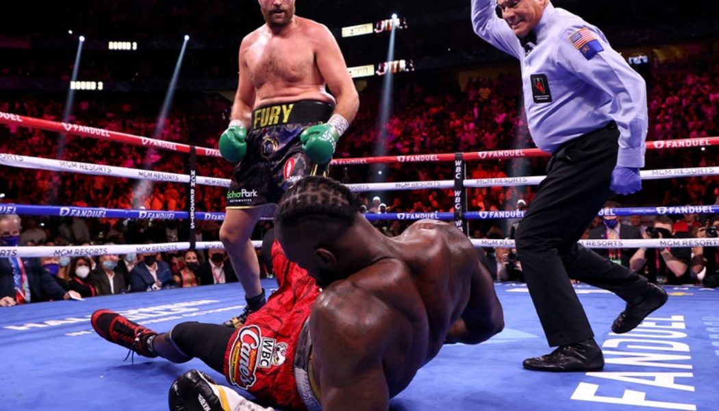 Tyson Fury Ordered to Defend Heavyweight Title Against Dillian Whyte