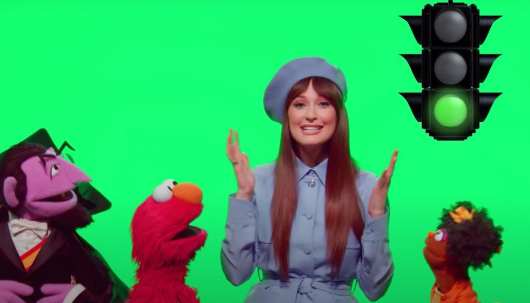 Watch Kacey Musgraves Struggle to Pick Her Favorite Color With Elmo & Big Bird on ‘Sesame Street’