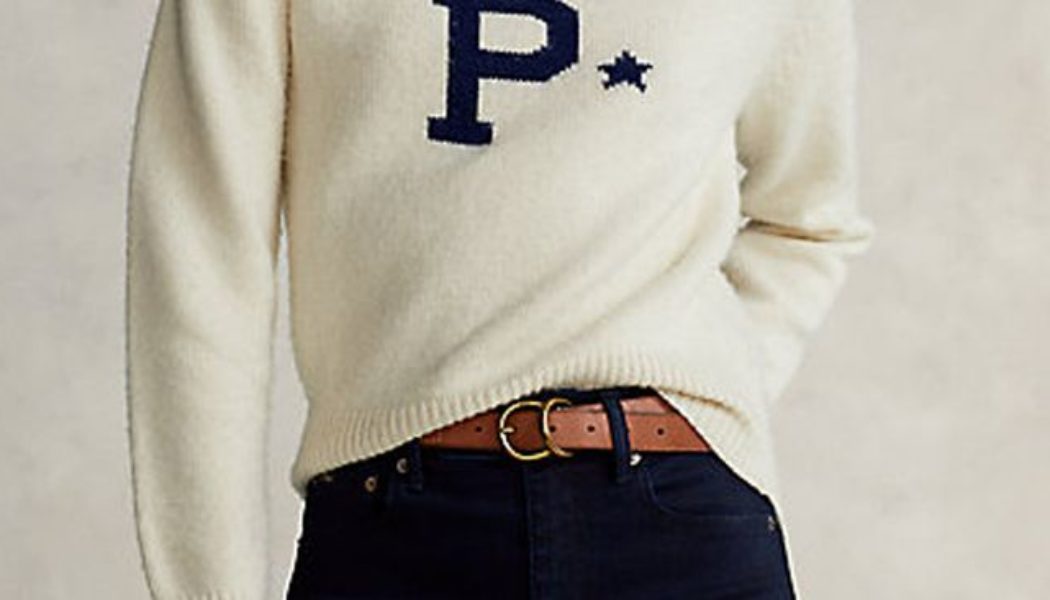 6 Epic Outfits to Wear Throughout 2022, and They’re All in the Sale