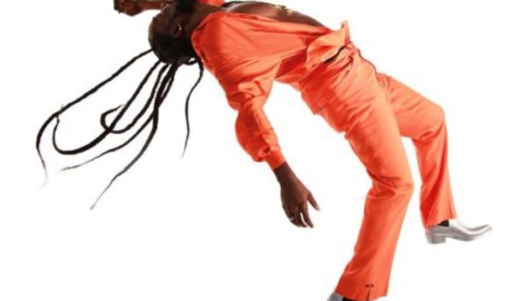 Adekunle Gold ft Fatoumata Diawara – Born Again