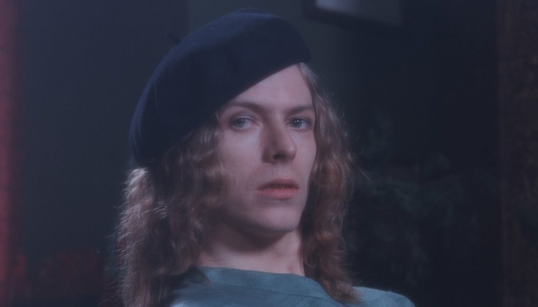 David Bowie’s Catalog Sold to Warner Chappell Music for $250 Million