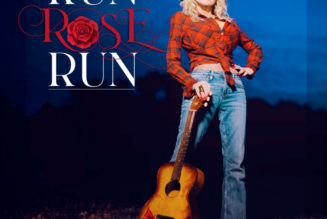 Dolly Parton Announces New Album Run, Rose, Run; Shares “Blue Jeans and Faded Dreams”: Stream