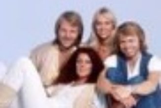 Ed Sheeran’s ‘Equals’ Snags U.K. Chart Crown