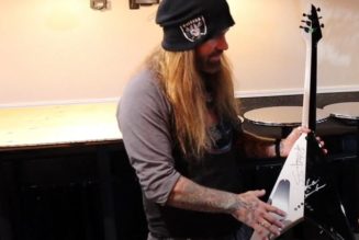 Ex-MACHINE HEAD Guitarist PHIL DEMMEL: How I Got MICHAEL And RUDOLF SCHENKER To Sign My Guitar