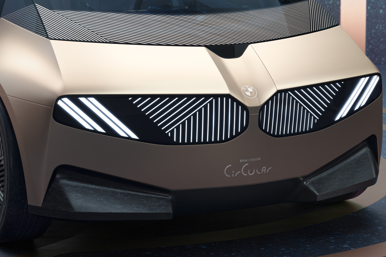 BMW i Vision Circular Sustainable Concept Car Electric Cars EVs Future Driving Interview Design Kai Langer 3D Printing Recycled