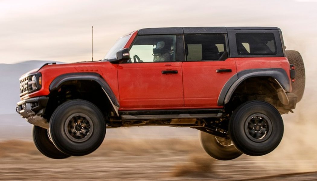 Ford Unveils the Hardcore 400 HP Bronco Raptor Off-Roader