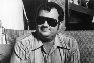 Hargus ‘Pig’ Robbins, Country Hall of Fame Member Who Played With George Jones, Patsy Cline, Bob Dylan & More, Dies at 84