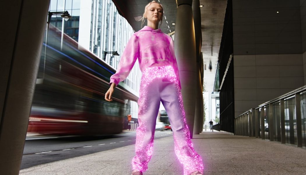 H&M and Maisie Williams’s Virtual Fashion Collection to Be Won by 3 Lucky Customers