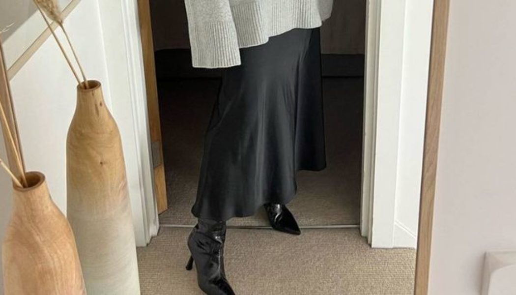 If You’re Not a Jeans Person, Here Are 21 Winter Midi Skirts to Try Instead