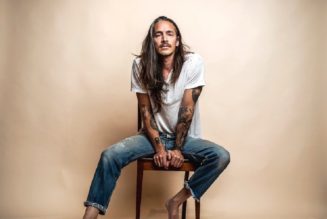 Incubus Frontman Brandon Boyd Shares New Single “Dime in My Dryer”: Stream