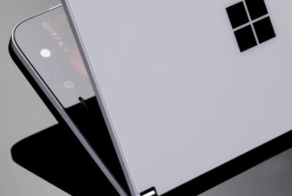 It’s 2022, and the Surface Duo still doesn’t have Android 11