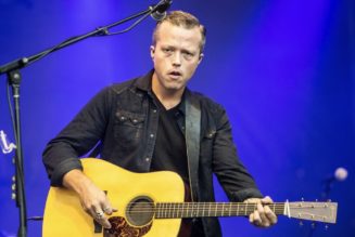 Jason Isbell Reshuffles Tour Dates After Breakthrough Case of COVID-19