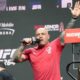 Joe Rogan defends podcast and apologizes to Spotify for backlash
