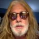 JOHN CORABI: ‘I Learned A Very Hard, Valuable Lesson When I Was In MÖTLEY CRÜE’