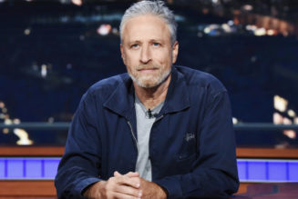 Jon Stewart to Receive 2022 Mark Twain Prize for American Humor