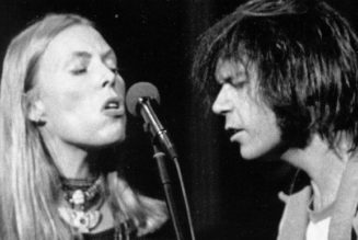 Joni Mitchell Says She’s Removing Her Music From Spotify in Solidarity With Neil Young