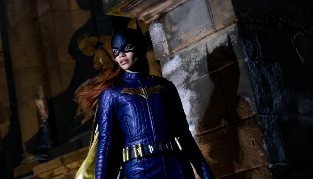 Leslie Grace Shares First Look at Batgirl