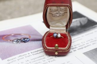 Megan Fox’s 2-Stone Engagement Ring Is the First Major Bridal Trend of 2022