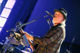 Neil Young’s Music Pulled From Spotify Following His Joe Rogan Ultimatum