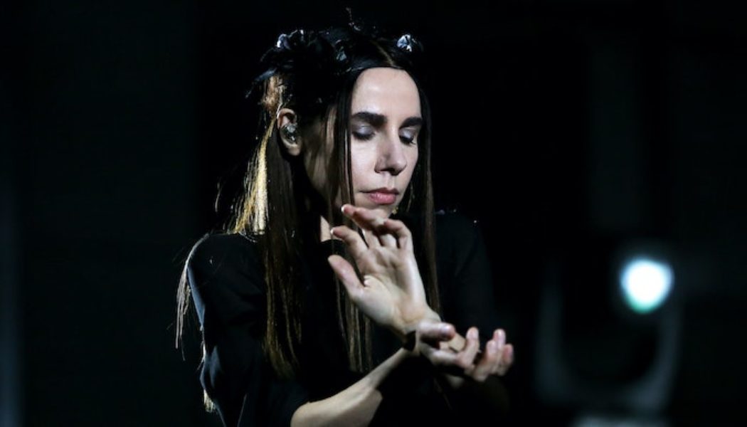 PJ Harvey Announces The Hope Six Demolition Project Reissue, Shares “The Wheel” Demo: Listen