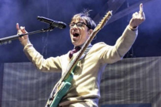 Rivers Cuomo Pitches New App to Weezer Fans “Tired of Spotify”: Weezify