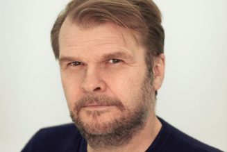 Rob Stringer, Bernie Taupin Among Names on 2022 New Year Honours List